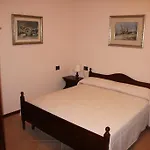 Ecoday Apartment